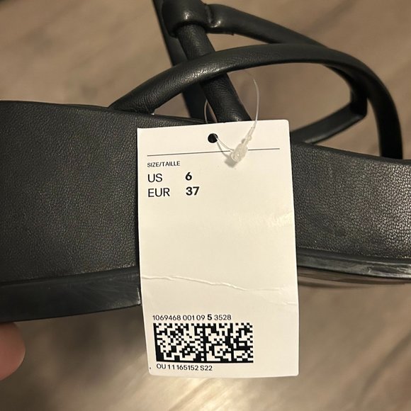 Brand New 90s Platform Sandals - Picture 4 of 4